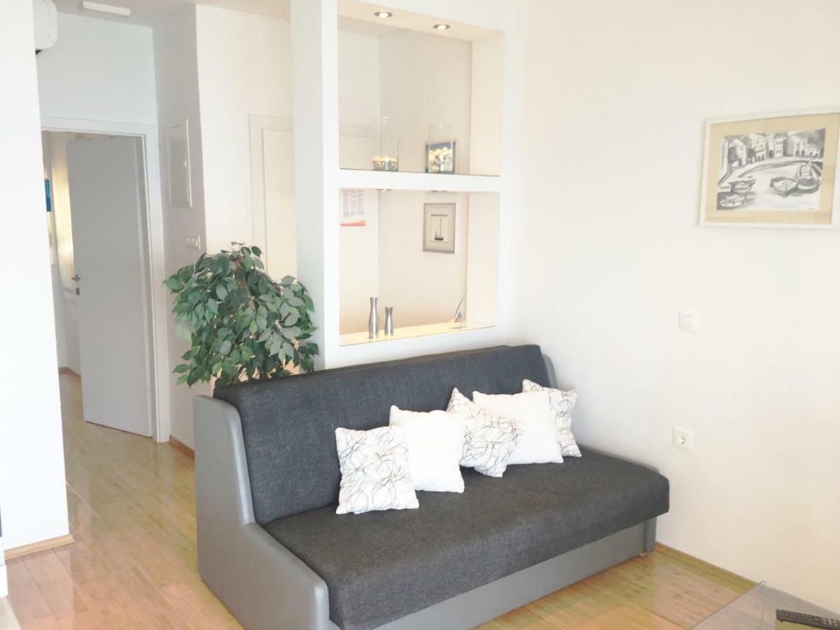 Apartment Sol - 5M From The Sea Drašnice Extérieur photo